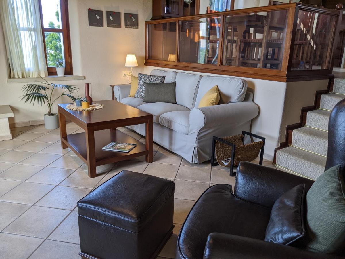 Villa Fyllosia อาร์คันส์ ภายนอก รูปภาพ