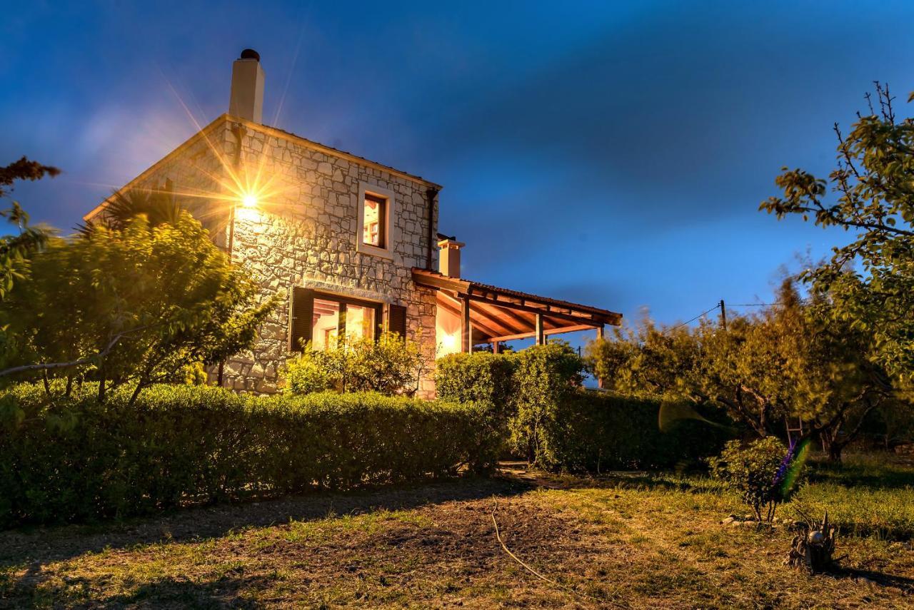 Villa Fyllosia อาร์คันส์ ภายนอก รูปภาพ