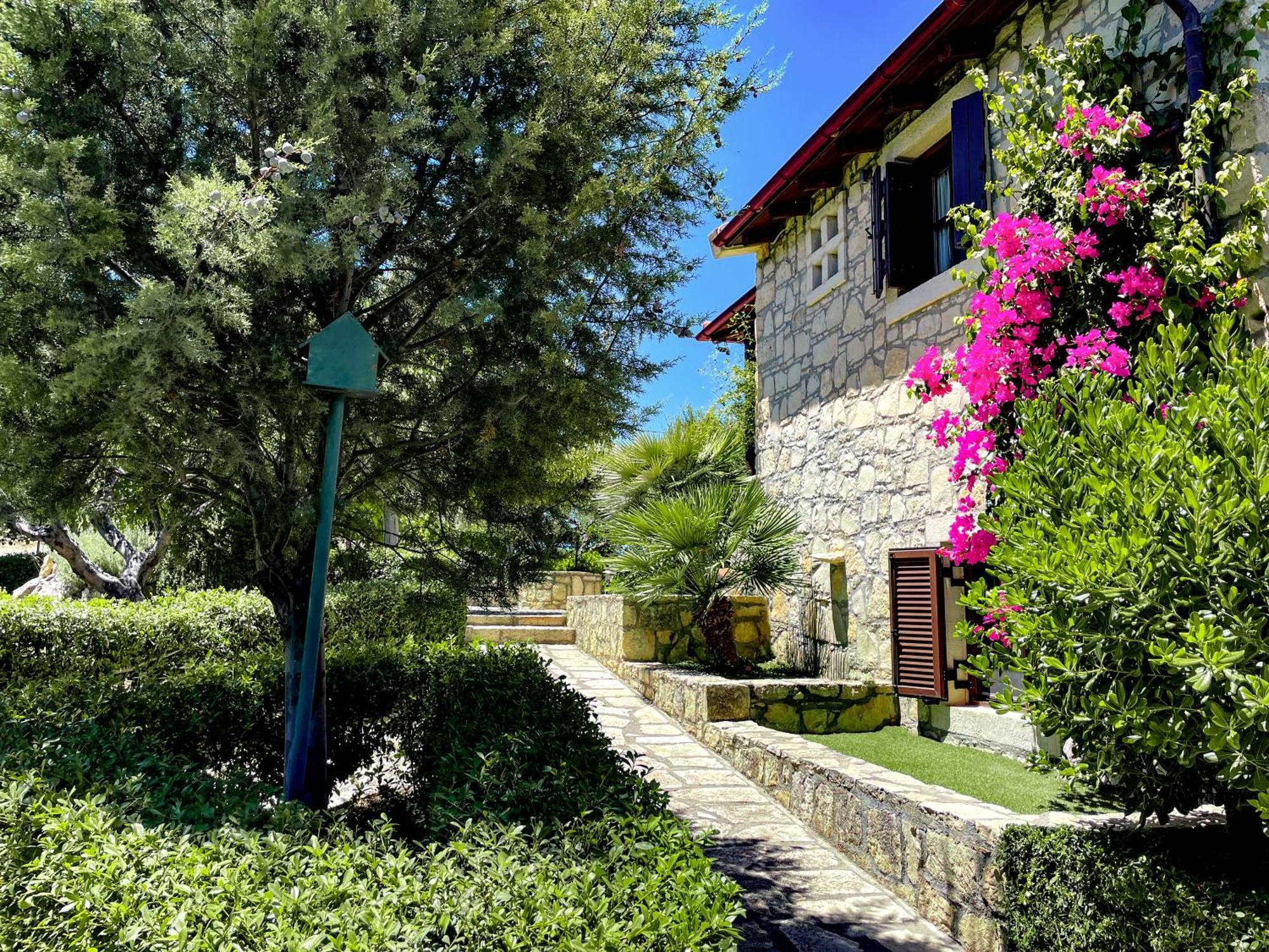 Villa Fyllosia อาร์คันส์ ภายนอก รูปภาพ